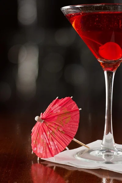 Röd sommar cocktail — Stockfoto