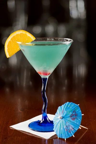 Martini elettrico alla limonata blu — Foto Stock