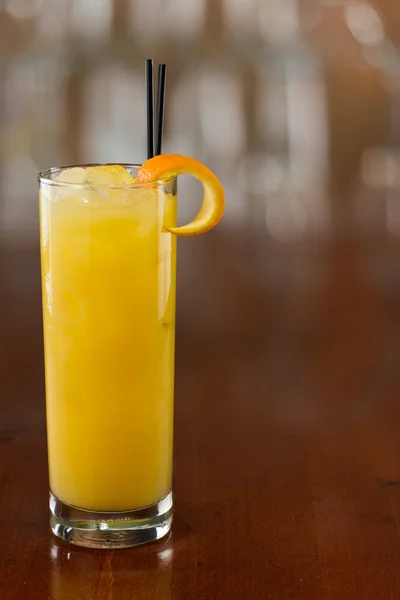 Suco de laranja fresco e vodka — Fotografia de Stock