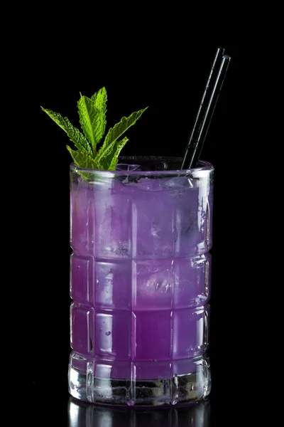 Purple cocktail — Stock Photo, Image