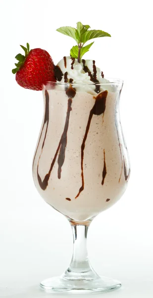 Batido de chocolate de morango leite — Fotografia de Stock