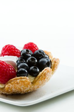 taze berry tart