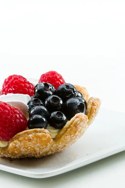 Fresh berry tart — Stock Photo, Image