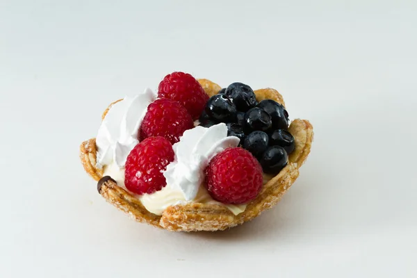 Fresh berry tart — Stock Photo, Image