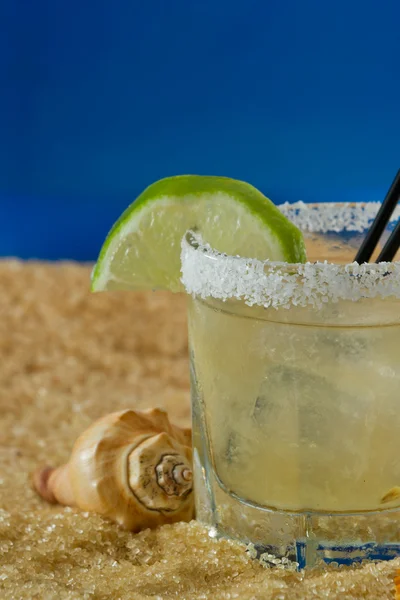 Margarita on the beach — Stock Photo, Image