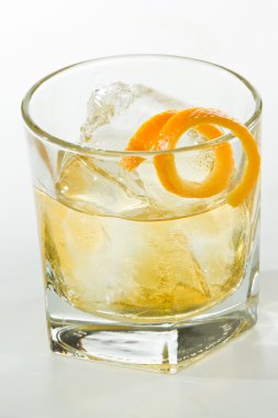 Buzlu viski.