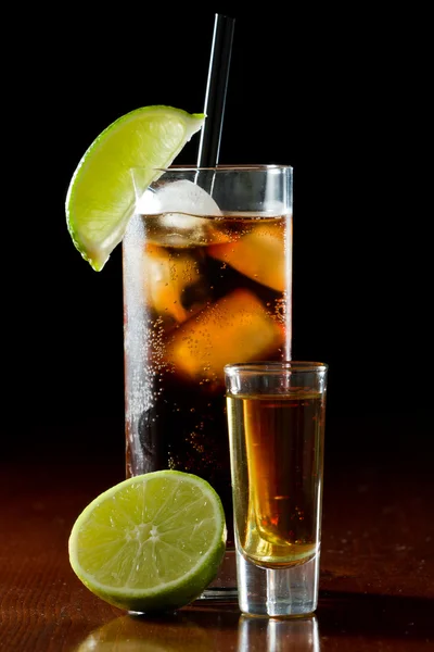 Rum e cola — Foto Stock