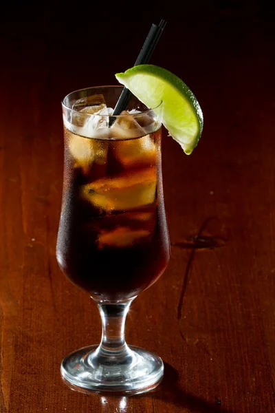 Rum and cola — Stock Photo, Image