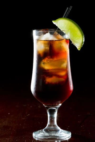 Rum and cola — Stock Photo, Image