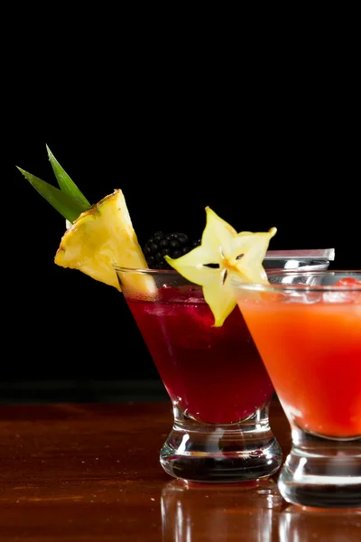 Tropische fruit cocktails — Stockfoto