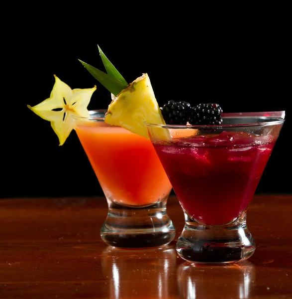 Tropical fruit cocktails — Stock Photo, Image