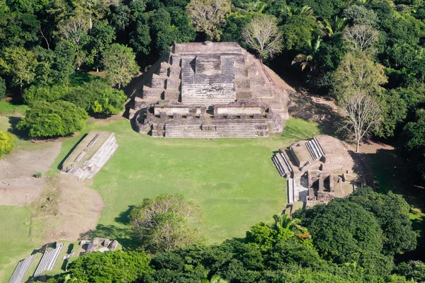 Altun ha, maya ruiny — Zdjęcie stockowe