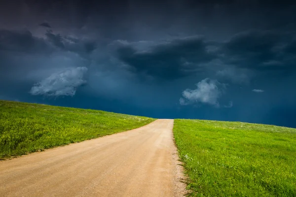Storm building up in the prairie — Stock Photo, Image