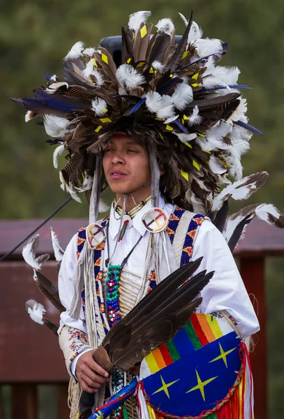 Native American performer — Stock Photo, Image