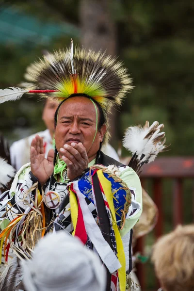 Native American performer — Stock Photo, Image