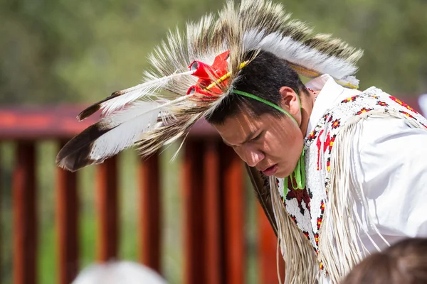 Native American performer — Stock Photo, Image