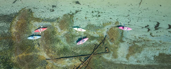 Group People Kayaking Spring Creek Cristal Clear River Southern Oregon — Zdjęcie stockowe