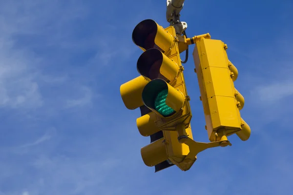 Semáforo em verde — Fotografia de Stock