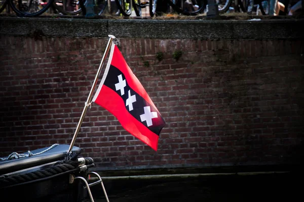 Flag Amsterdam Back Canal Boat —  Fotos de Stock