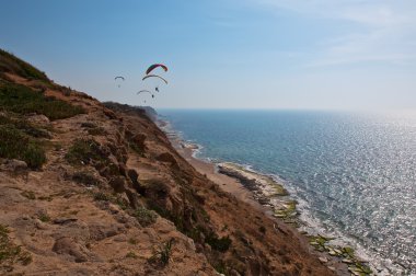 Yamaçparaşütü Akdeniz, İsrail üzerinde. Deniz, İsrail .