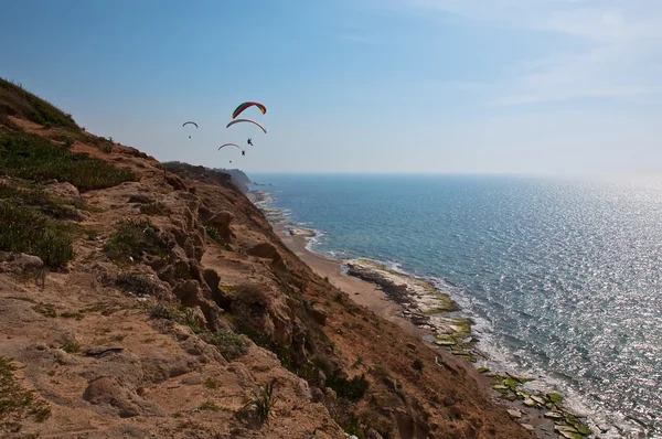 Paraglider over the Mediterranean sea, Israel . sea, Israel . — Stock Photo, Image