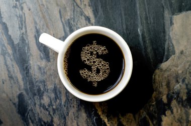 kahve fincanı: dolar işareti