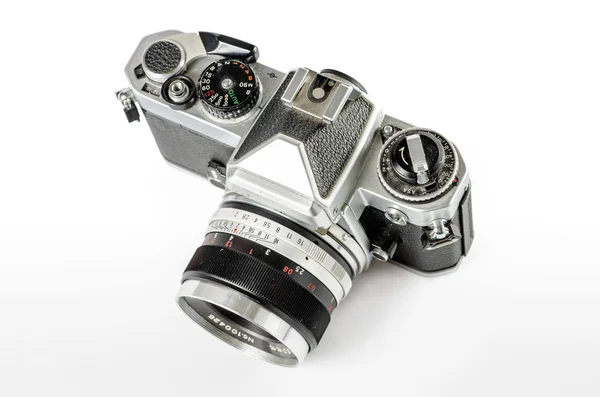 Câmera de foto retro isolada no branco: Caminho de recorte incluído — Fotografia de Stock