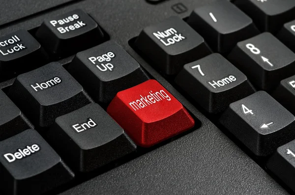 键盘-红色关键市场营销，经营理念与思路 — 图库照片