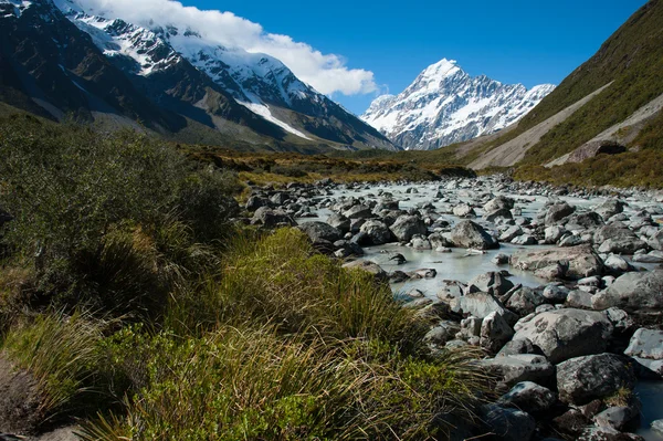 Bela vista e glaciar no Parque Nacional Mount Cook, South Island, Nova Zelândia — Fotografia de Stock