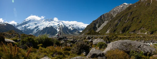 Prachtig uitzicht tijdens wandeling naar gletsjer in mount cook nationaal park, Zuid eiland, Nieuw-Zeeland — Stockfoto