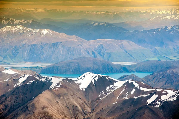 Bella vista e paesaggio di lago e montagna a South Island, Nuova Zelanda — Foto Stock