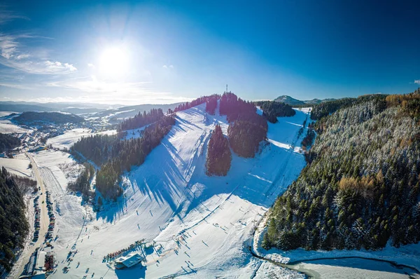 Vista Panorâmica Aérea Inverno Centro Esqui Vysne Ruzbachy Norte Eslováquia — Fotografia de Stock