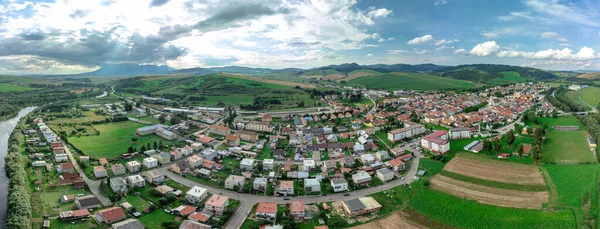 Vista Panorâmica Aérea Cidade Podolinec Eslováquia Juntamente Com Seu Rio — Fotografia de Stock