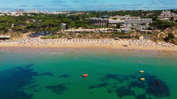 Panoramische Opnamen Vanuit Lucht Van Praia Balaia Praia Santa Eulalia — Stockvideo