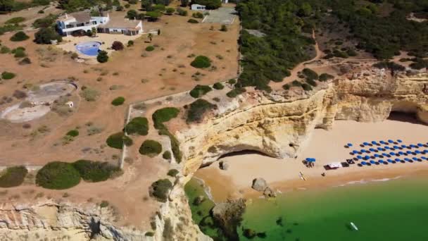 Vista Aérea Praia Marinha Malhada Baraco Praias Algarve Portugal — Vídeo de Stock