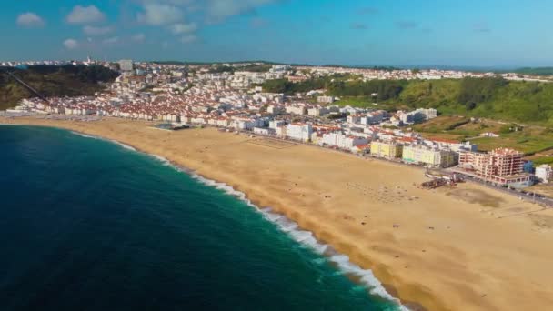 Vista Aérea Drone Nazare Portugal Cidade Oceano Praia — Vídeo de Stock