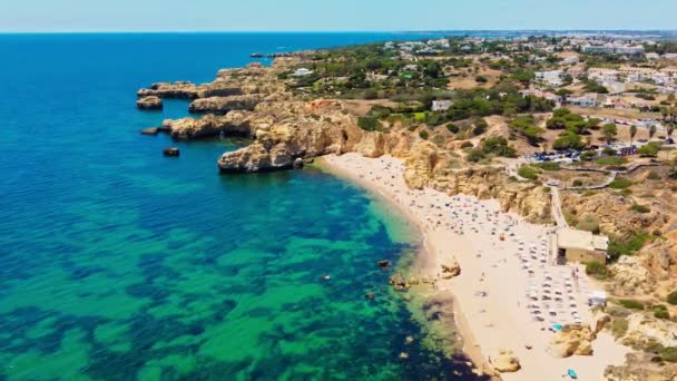 Luchtfoto Van Het Prachtige Strand Praia Dos Paradinha Albufeira Algarve — Stockvideo