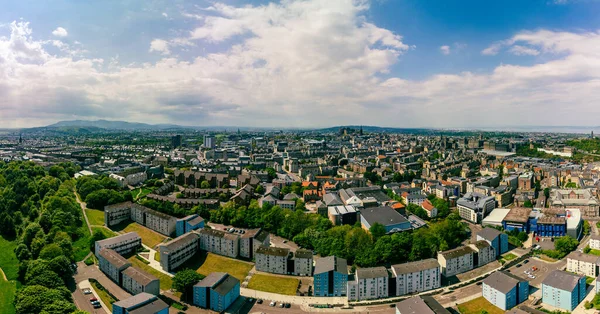 Cityscape Edinburgh Arthur Seat Una Bellissima Giornata Estiva Scozia Regno — Foto Stock