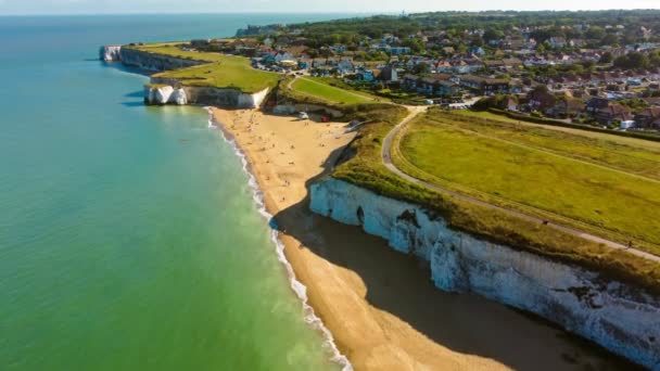 Letecký Pohled Pláž Bílé Útesy Margate Anglie Velká Británie — Stock video