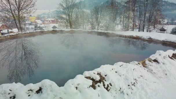 Travertine Lake Hot Water Close Spa Vysne Ruzbachy Slovakia Winter — Stock Video