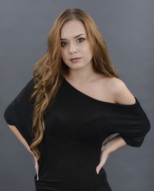 portre portre üzerinde gri bac poz güzel seksi kadın