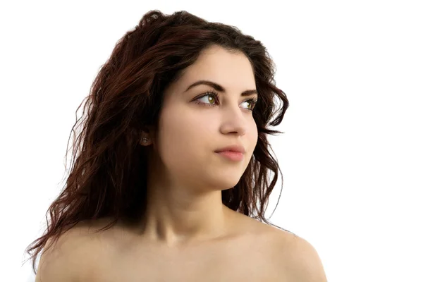 Krásná mladá žena tvář portrét, bílé pozadí — Stock fotografie