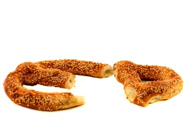 simit izole beyaz bir arka plan