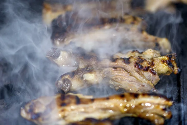 Grilled lamb in smoke — Stock Photo, Image