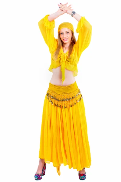 Atractiva mujer en traje tradicional gitana — Foto de Stock
