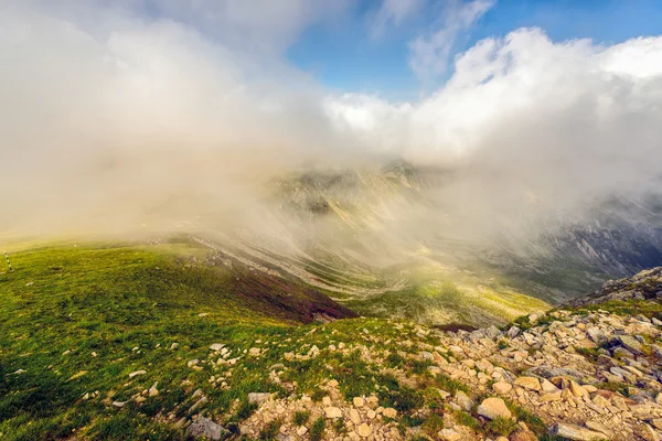 Landschaft mit den spektakulären Parang-Bergen in Rumänien — Stockfoto