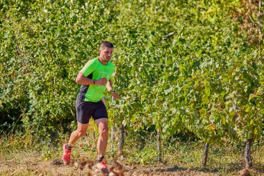 26 Eylül 2021: Romanya, Marcea, yarışma versiyonu no. Bir. Yerel bir spor, 12 km 'lik bir yarış. yarışmadan resimler.