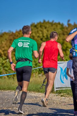 26 Eylül 2021: Romanya, Marcea, yarışma versiyonu no. Bir. Yerel bir spor, 12 km 'lik bir yarış. yarışmadan resimler.