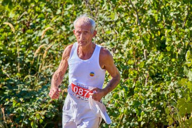 26 Eylül 2021: Romanya, Marcea, yarışma versiyonu no. Bir. Yerel bir spor, 12 km 'lik bir yarış. yarışmadan resimler.