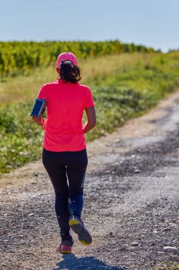 26 Eylül 2021: Romanya, Marcea, yarışma versiyonu no. Bir. Yerel bir spor, 12 km 'lik bir yarış. yarışmadan resimler.